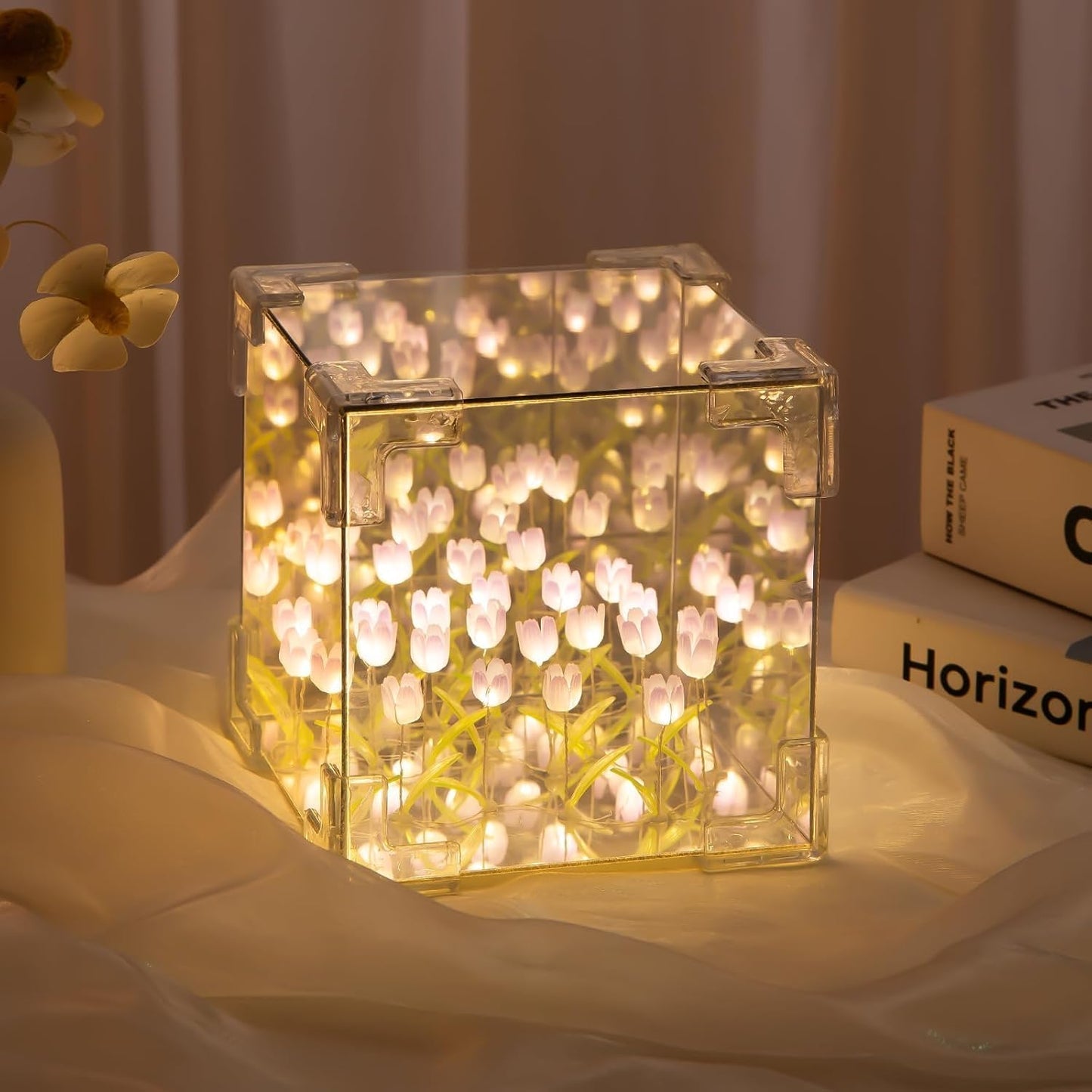 Tulip Cube Mirror Lamp - 21 LED Flowers - Hias E-commerce